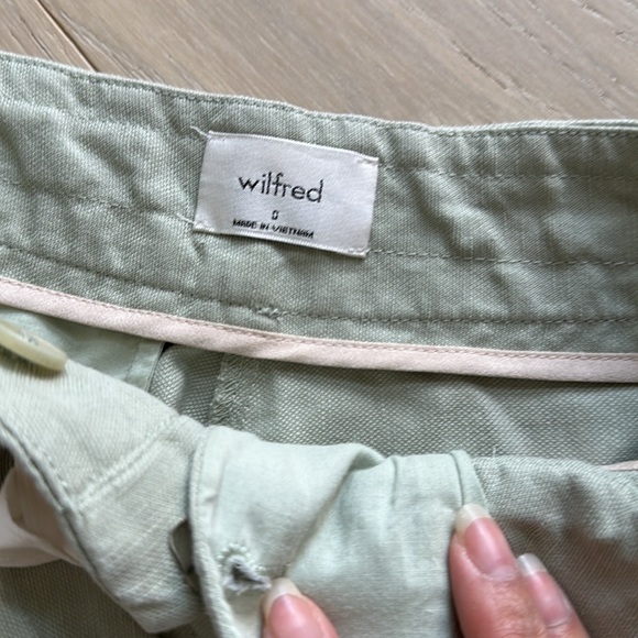 Aritzia light green linen pants size 0 cropped - Picture 3 of 5